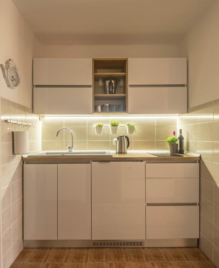 Apartman Modena Lux Vrnjačka Banja Exteriör bild