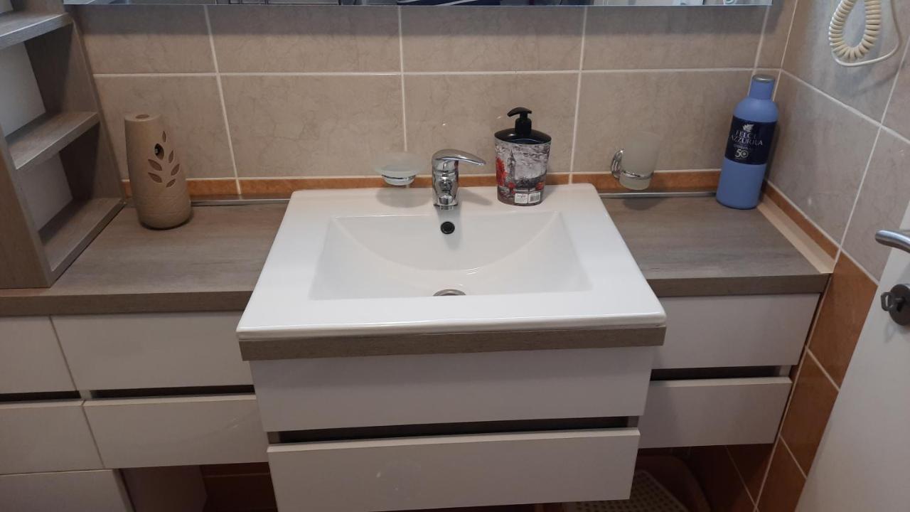 Apartman Modena Lux Vrnjačka Banja Exteriör bild